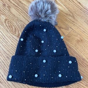 Lucky Brand Black Beanie with Faux Fur Pom